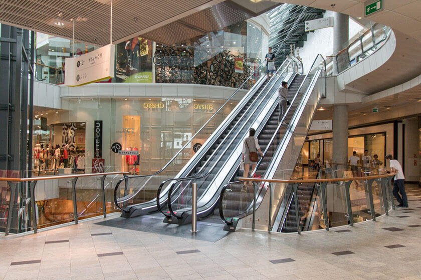 Milton’s Big Store